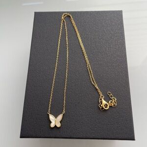 Dainty Butterfly Necklace